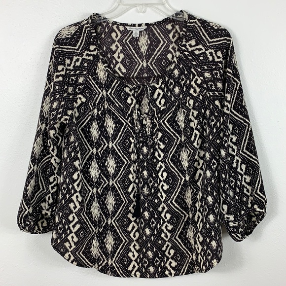 American Eagle Outfitters Tops - American Eagle Outfitters Long Sleeve Medium